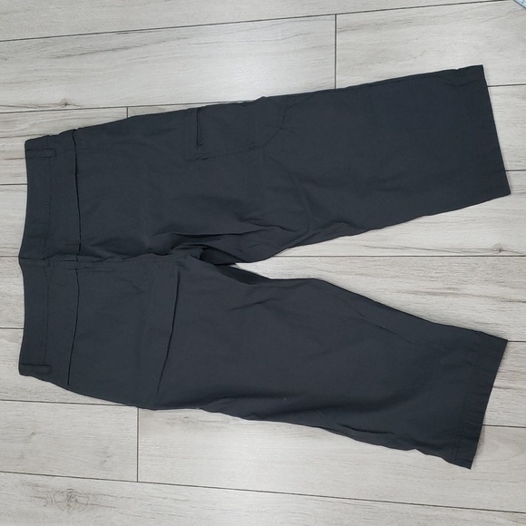3/$45 NWOT Quick dry moisture wicking capris - Picture 6 of 7